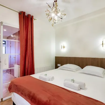 Sublime Duplex Avec Salle De Cinéma Appartamento *